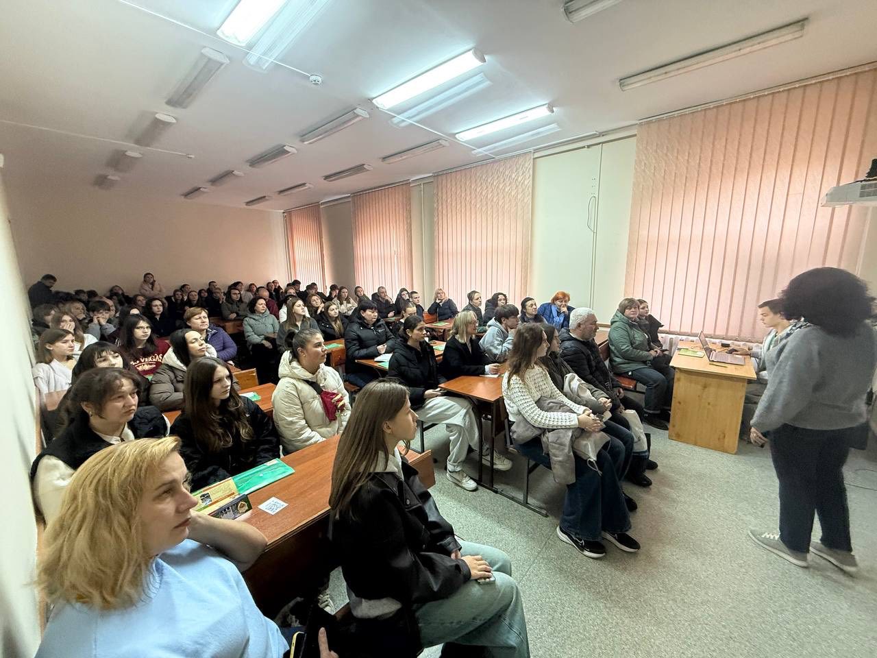 photo3