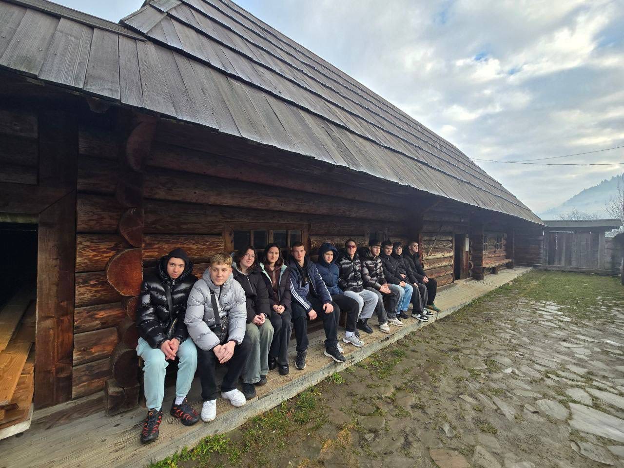 photo2