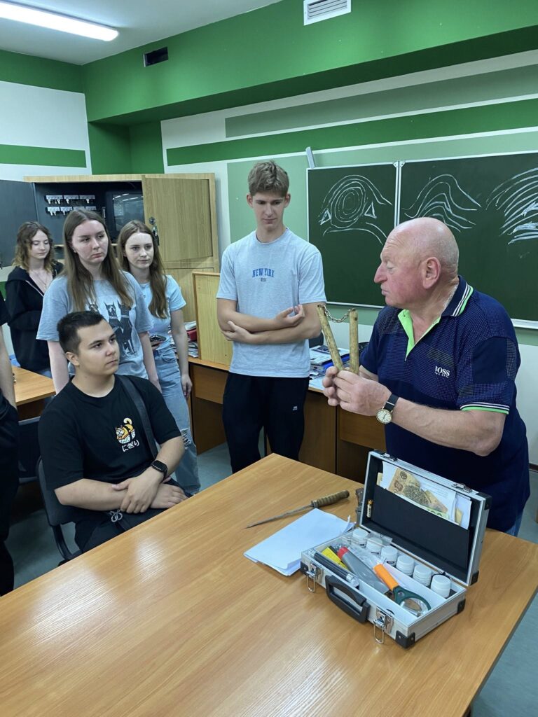 Криміналістика в дії: як наші третьокурсники робили гіпсові зліпки на навчальній практиці