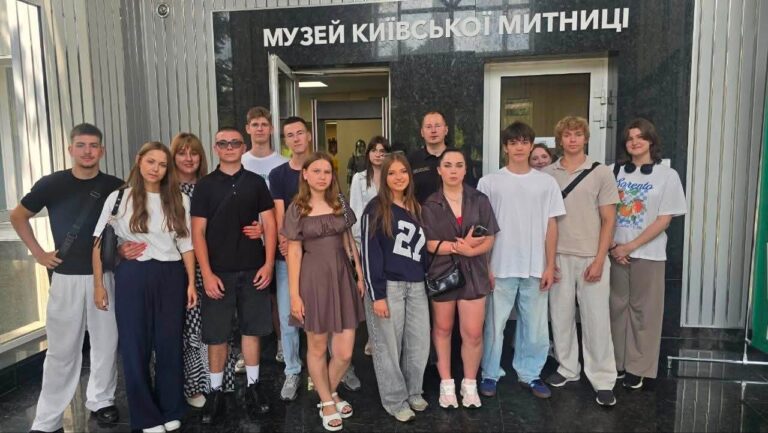 Студенти ІФКЕП у Музеї Київської митниці! Історія, інтерактив та чотирилапі митники